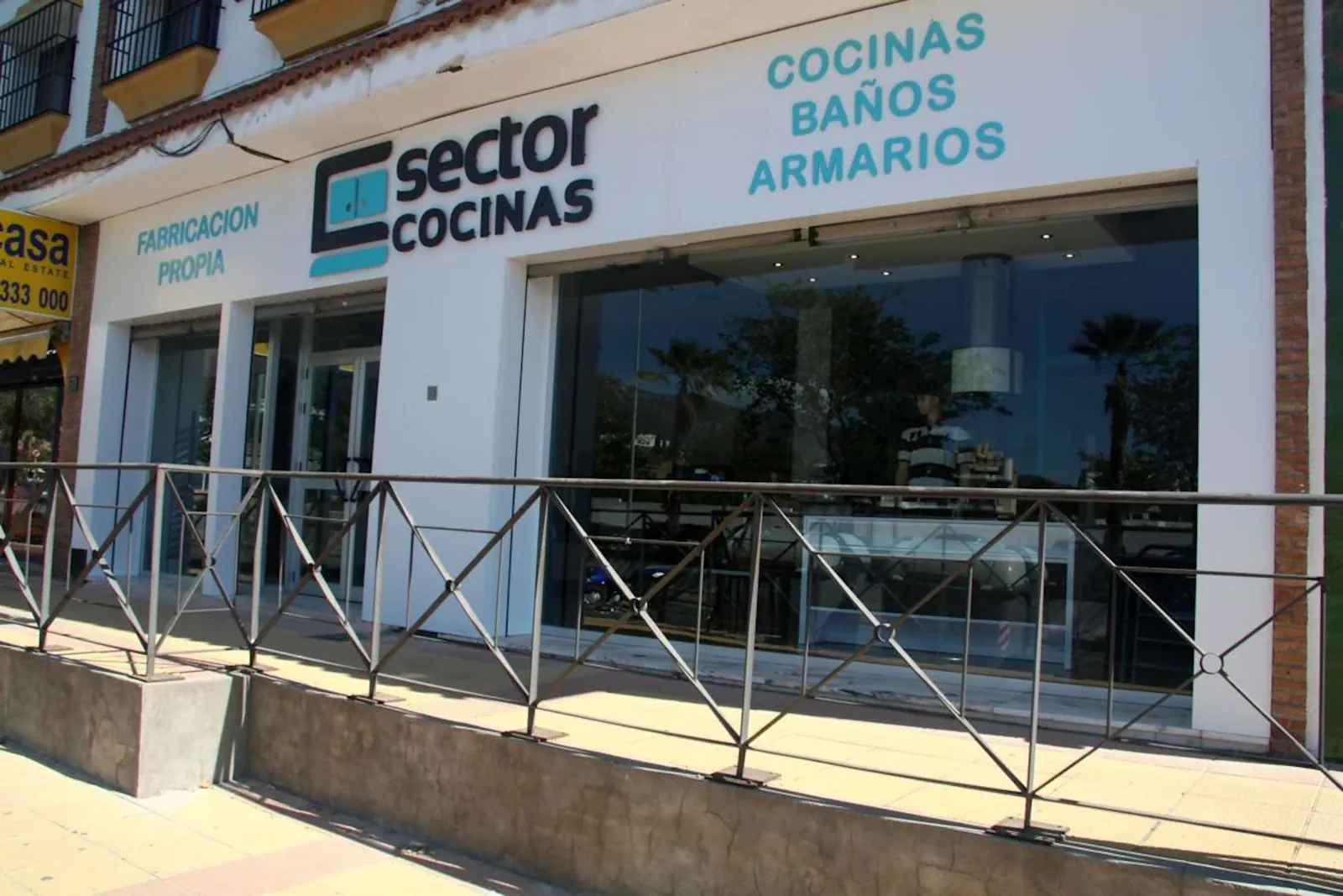 Showroom Sector Cocinas en Churriana, Málaga - Exposición de cocinas